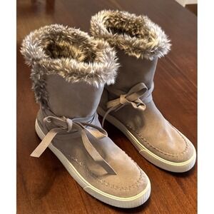 TOMS Womens 9 Faux Fur Lined Ankle Boots Taupe Suede Winter Shoes